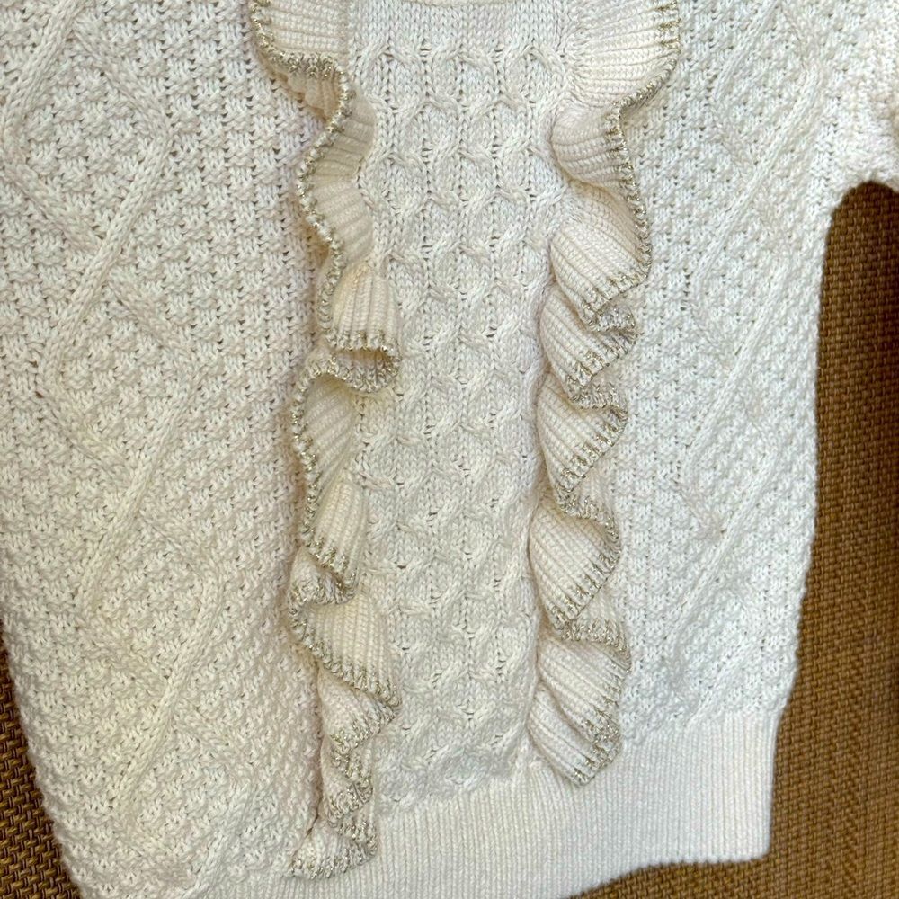 Baby Gap Winter White Ruffle Front Sweater with gold Trim Sz 3 yrs - Picture 9 of 10